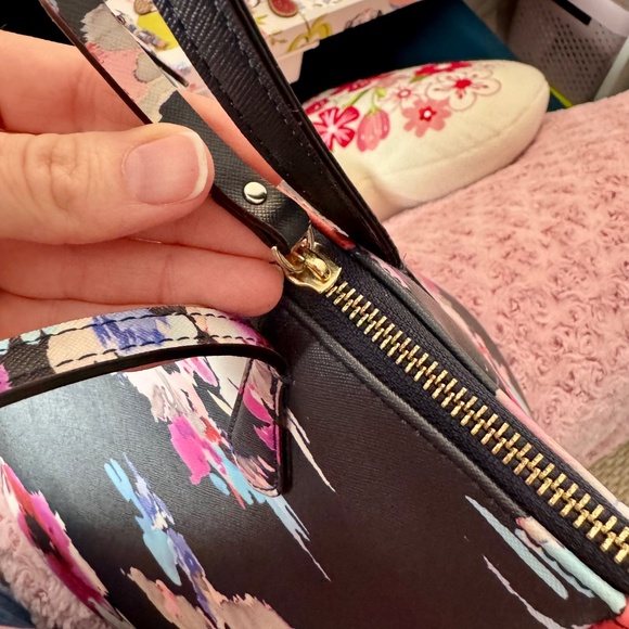 Kate Spade floral diaper bag - Picture 4 of 17